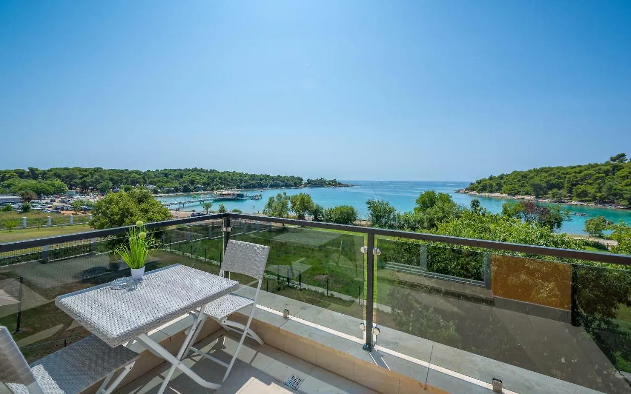 Villa Magnolija Pula 0*,  Kroatien